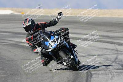 media/Dec-07-2025-CVMA (Sun) [[3e7d2de5dc]]/Race 7-Formula Lightweight Twins Shootout/